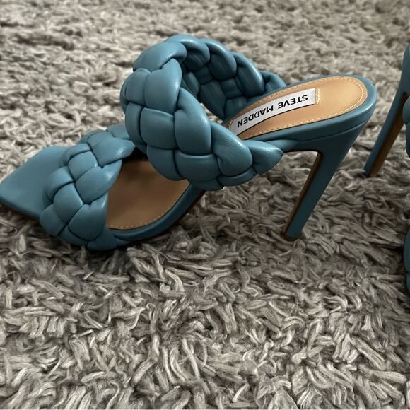 Steve Madden Kenley Vegan Leather Braided Blue Sandals size 7 - Picture 4 of 6